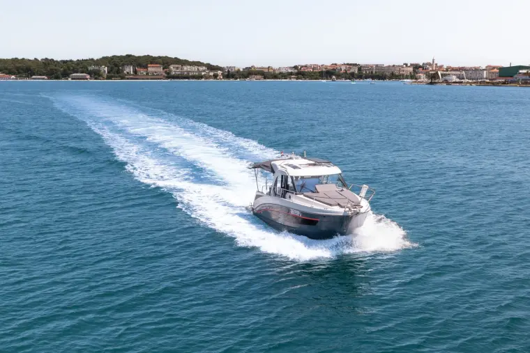 Beneteau Antares 9 Antonia